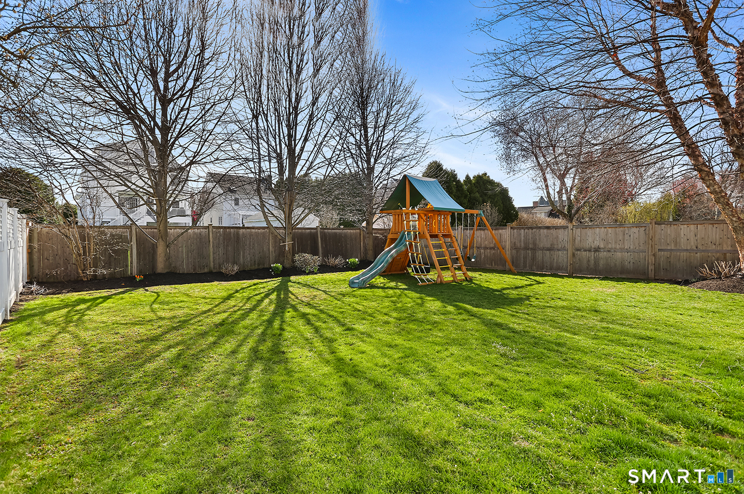 550 Penfield Road Fairfield, CT 06824 - Photo 33 of 44