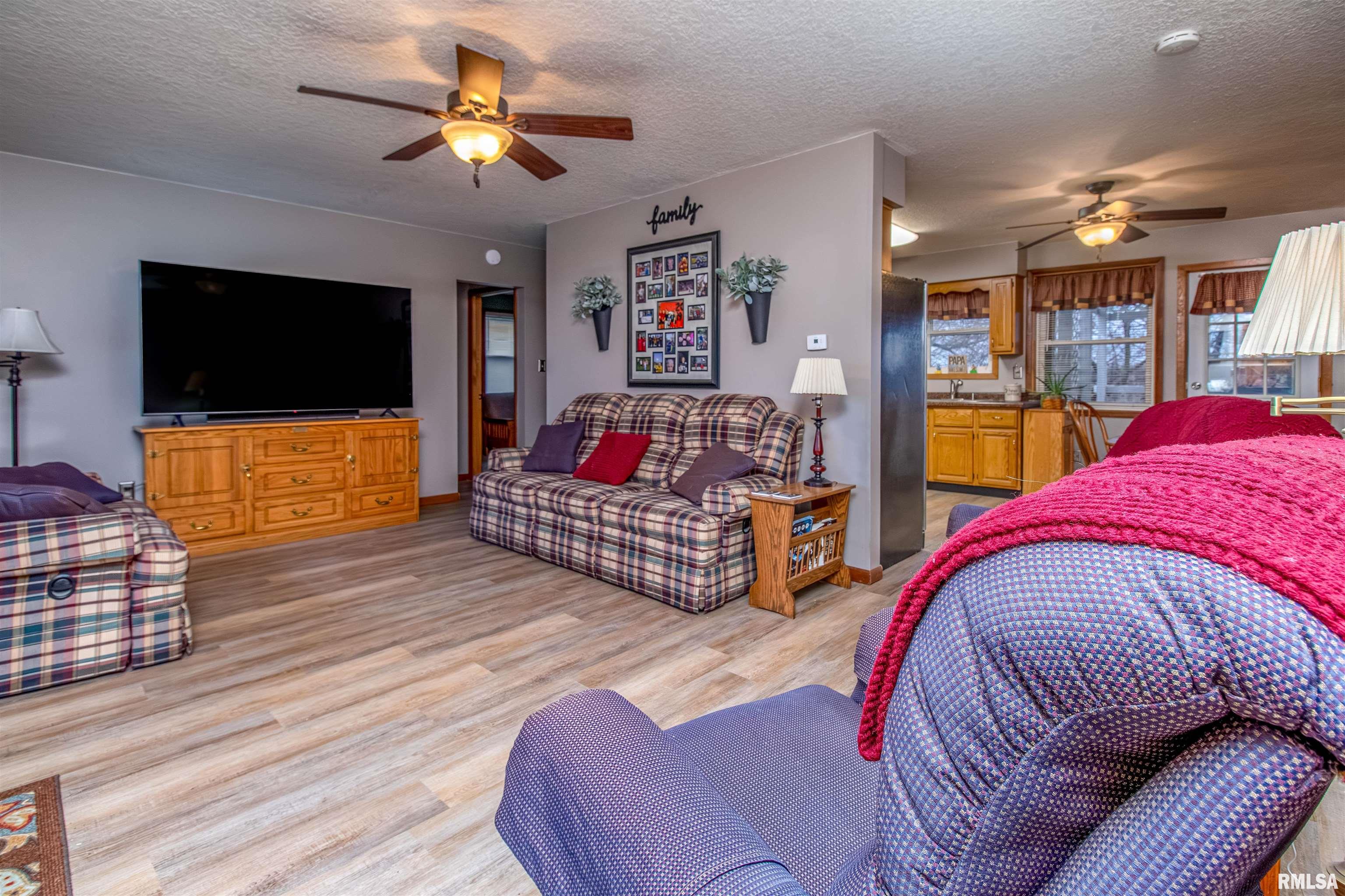 812 Hacker Street Buffalo, IA 52728 - Photo 9 of 22 Gallery Image 9