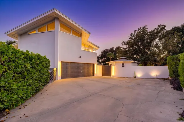 $1,595,000 | 8922 Bay Cove Court, Orlando, FL 32819