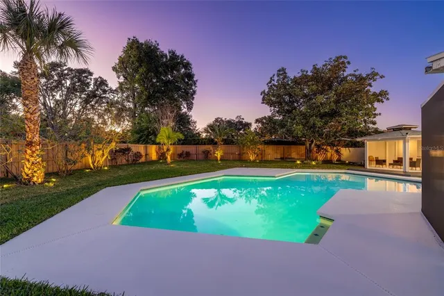 $1,595,000 | 8922 Bay Cove Court, Orlando, FL 32819