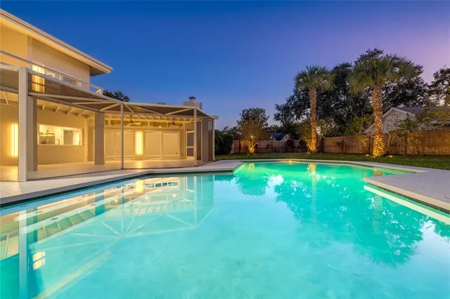 $1,595,000 | 8922 Bay Cove Court, Orlando, FL 32819