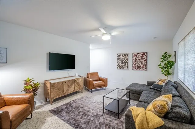 $1,800 | 725 Wilson Avenue, Lakeland, FL 33801