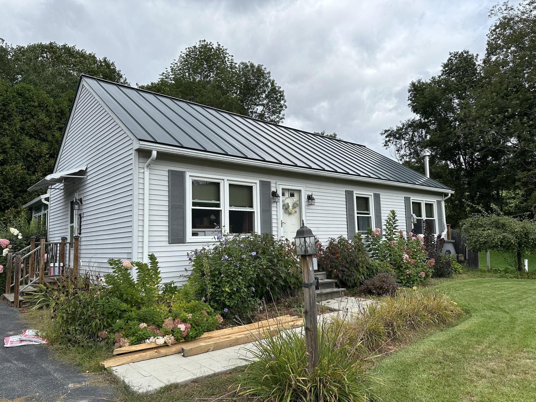 127 Truell Road Hartford, VT 05001 - Photo 14 of 24 Gallery Image 14