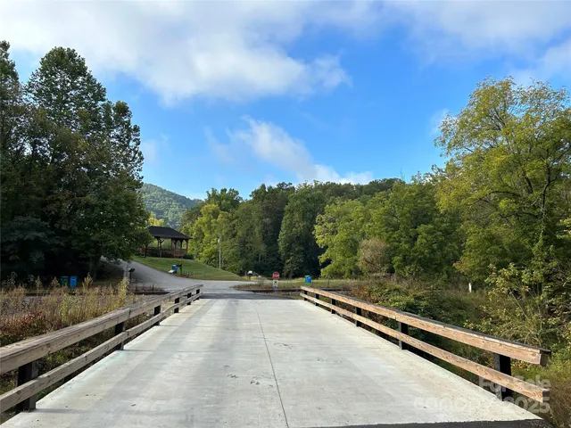 $90,000 | 100 South Lindon Cove Road, Unit 35 36, Candler, NC 28715