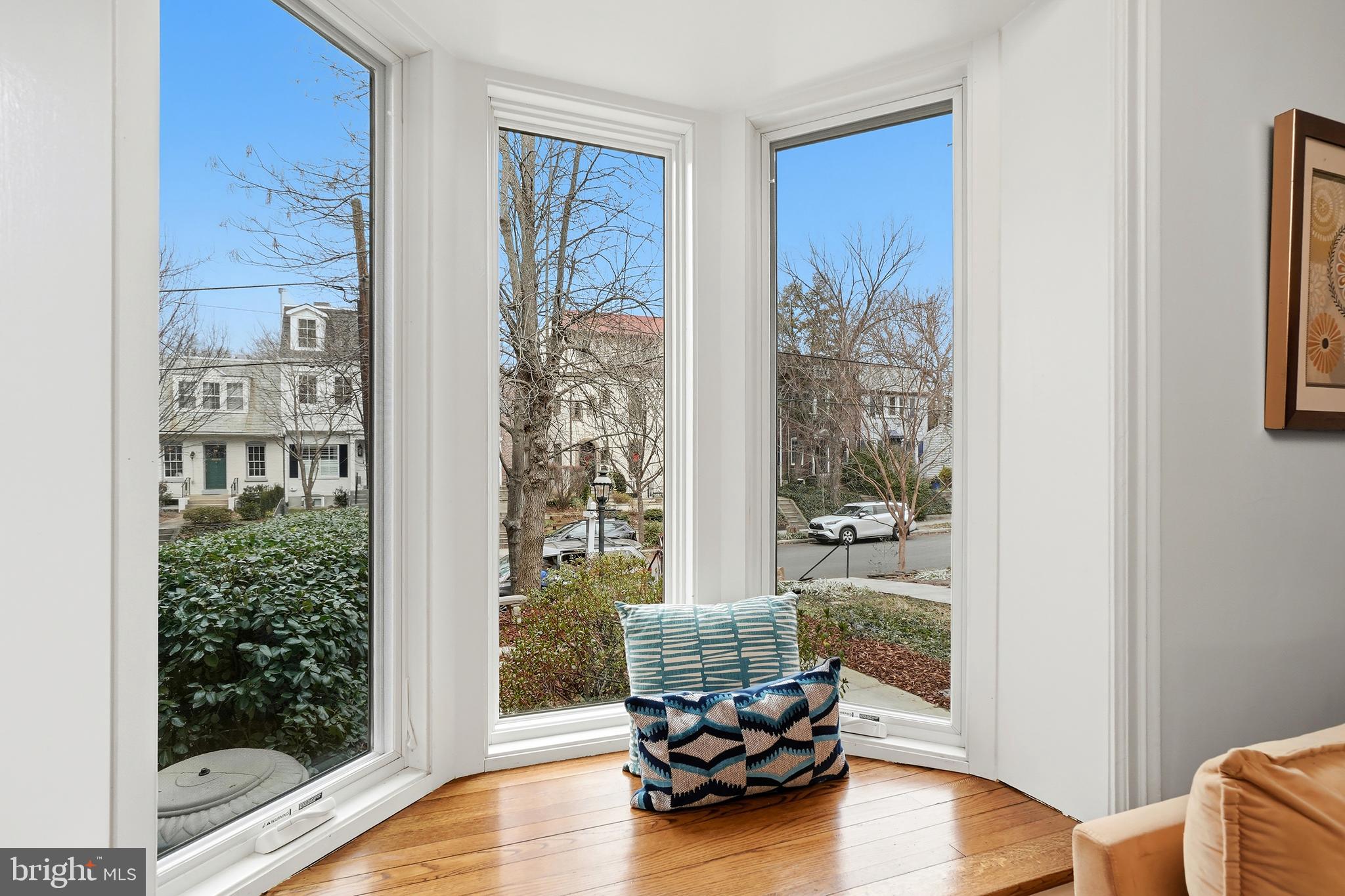 3520 S Street Northwest Washington, DC 20007 - Photo 5 of 44 a living room with furniture and a window