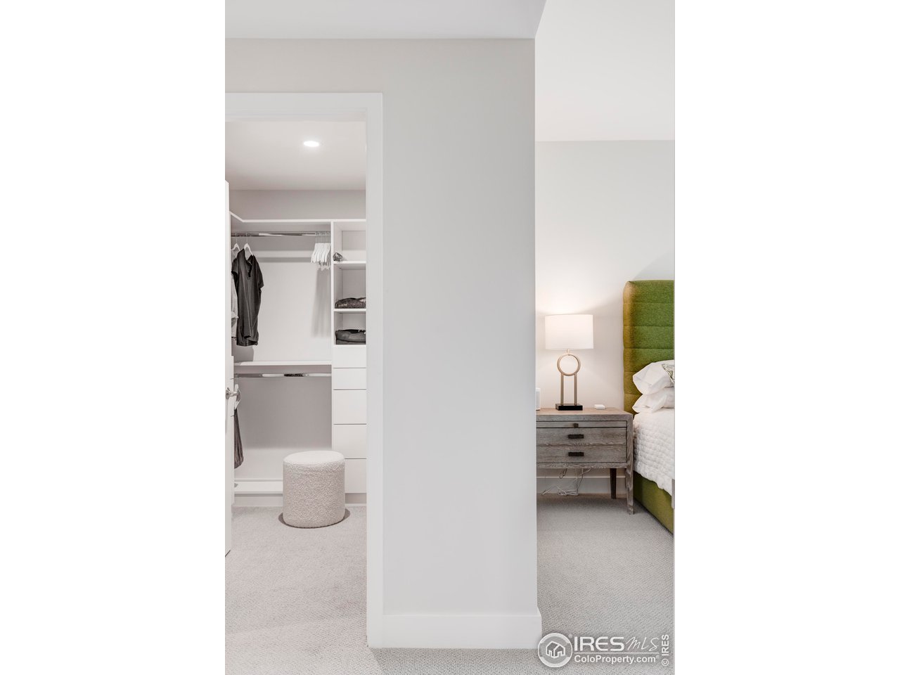 2718 Pine Street, Unit 202 Boulder, CO 80302 - Photo 18 of 33 Primary suite