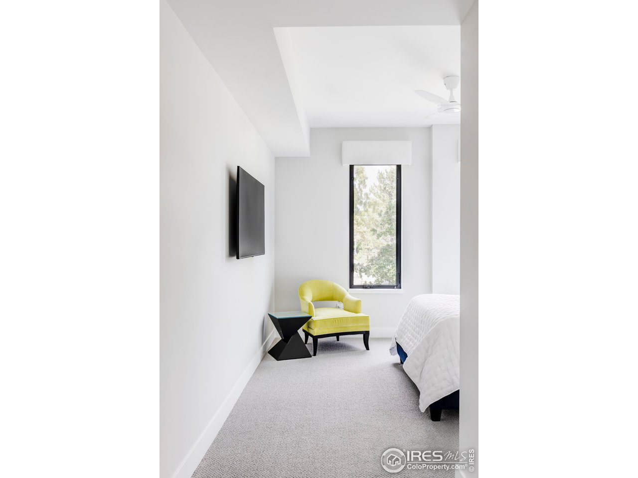 2718 Pine Street, Unit 202 Boulder, CO 80302 - Photo 23 of 33 Secondary bedroom