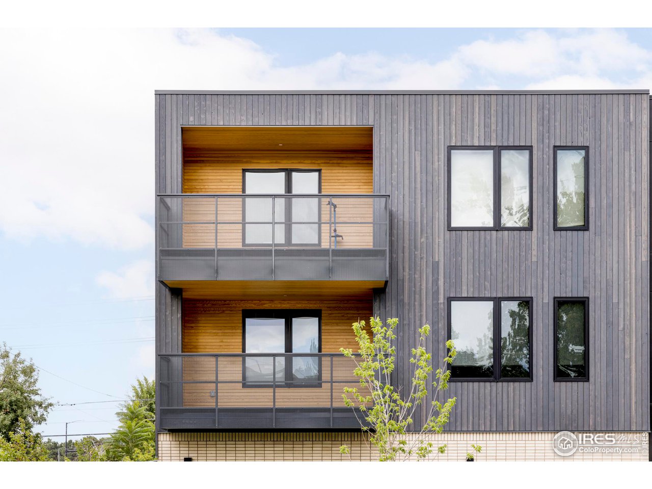 2718 Pine Street, Unit 202 Boulder, CO 80302 - Photo 32 of 33 Building exterior