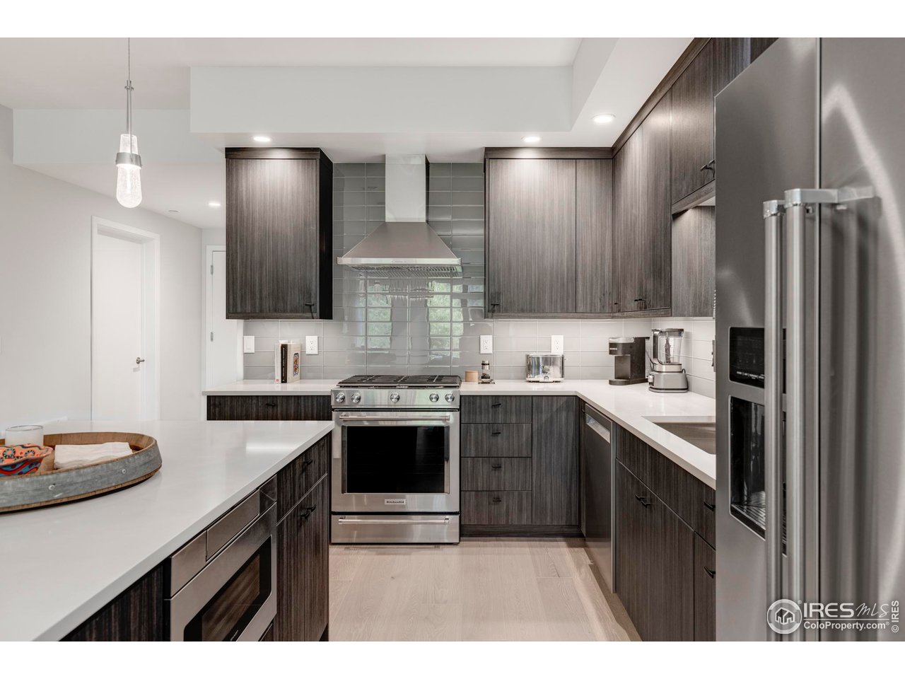 2718 Pine Street, Unit 202 Boulder, CO 80302 - Photo 8 of 33 Kitchen detail
