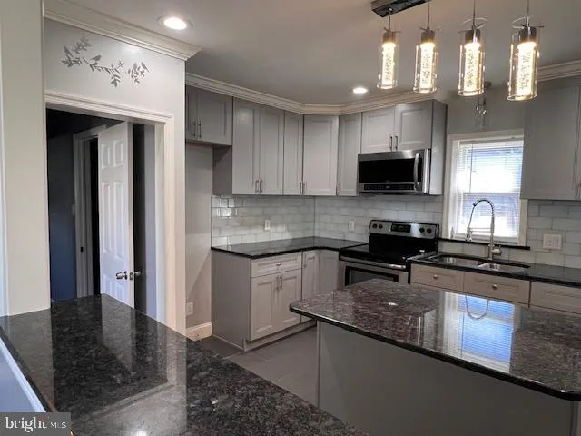 $392,000 | 2810 Green Street, Claymont, DE 19703