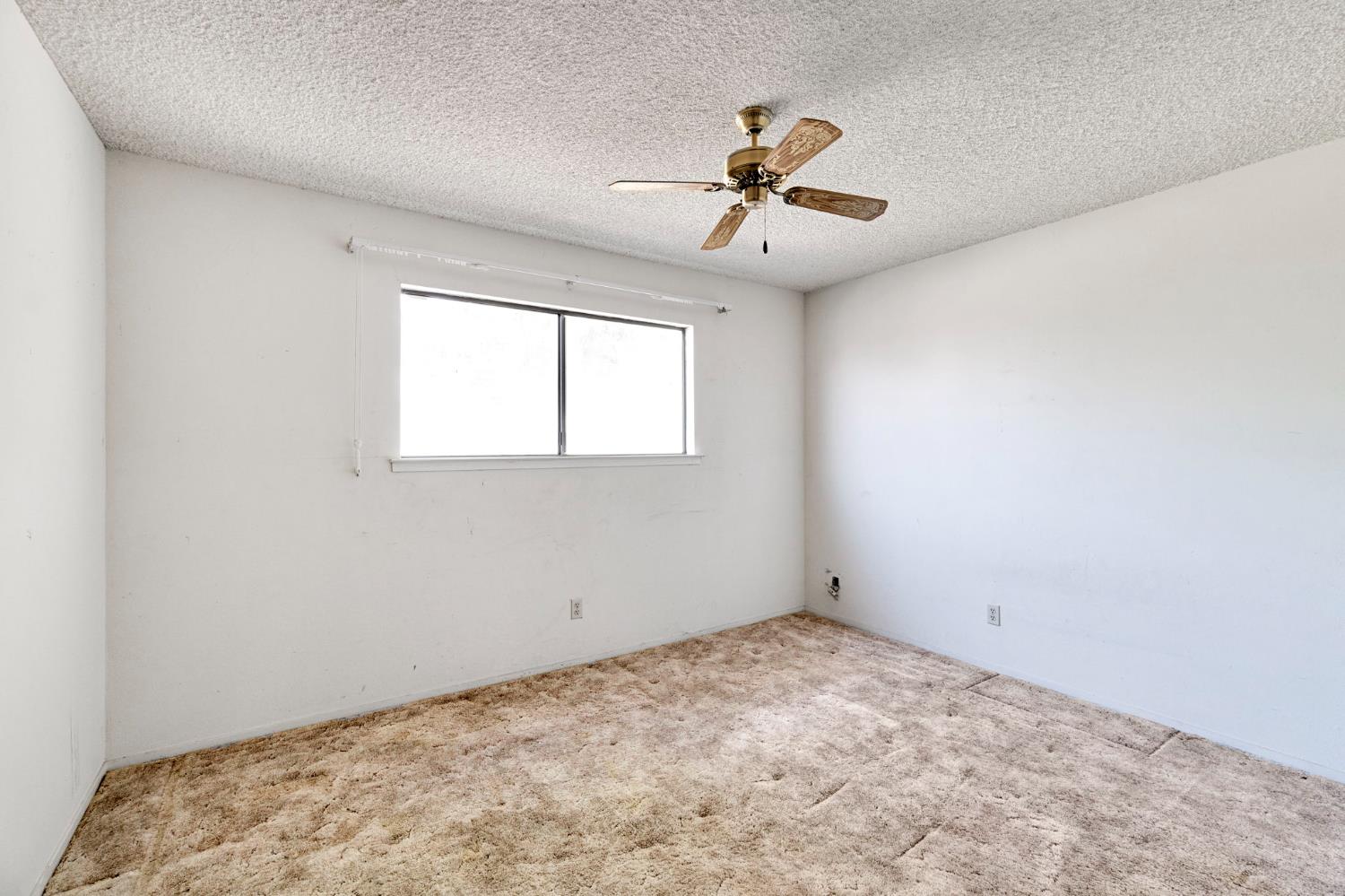 41210 Ave 14 1/2 Madera, CA 93636 - Photo 15 of 42