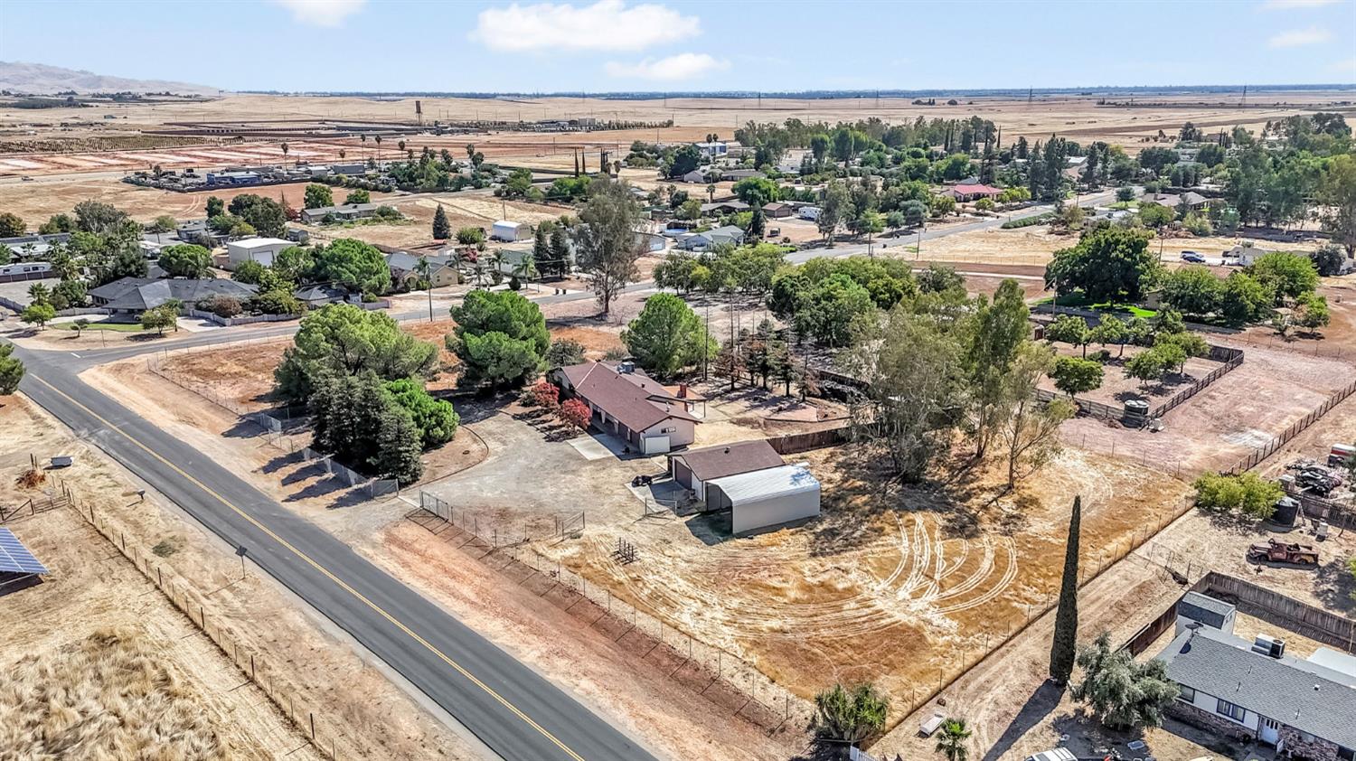 41210 Ave 14 1/2 Madera, CA 93636 - Photo 28 of 42