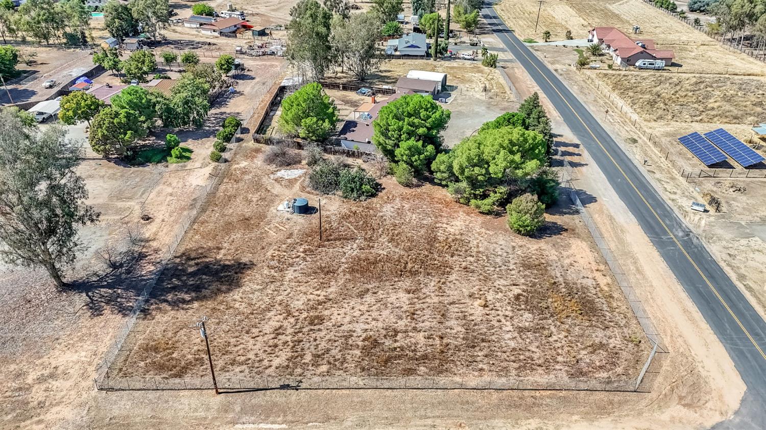 41210 Ave 14 1/2 Madera, CA 93636 - Photo 34 of 42