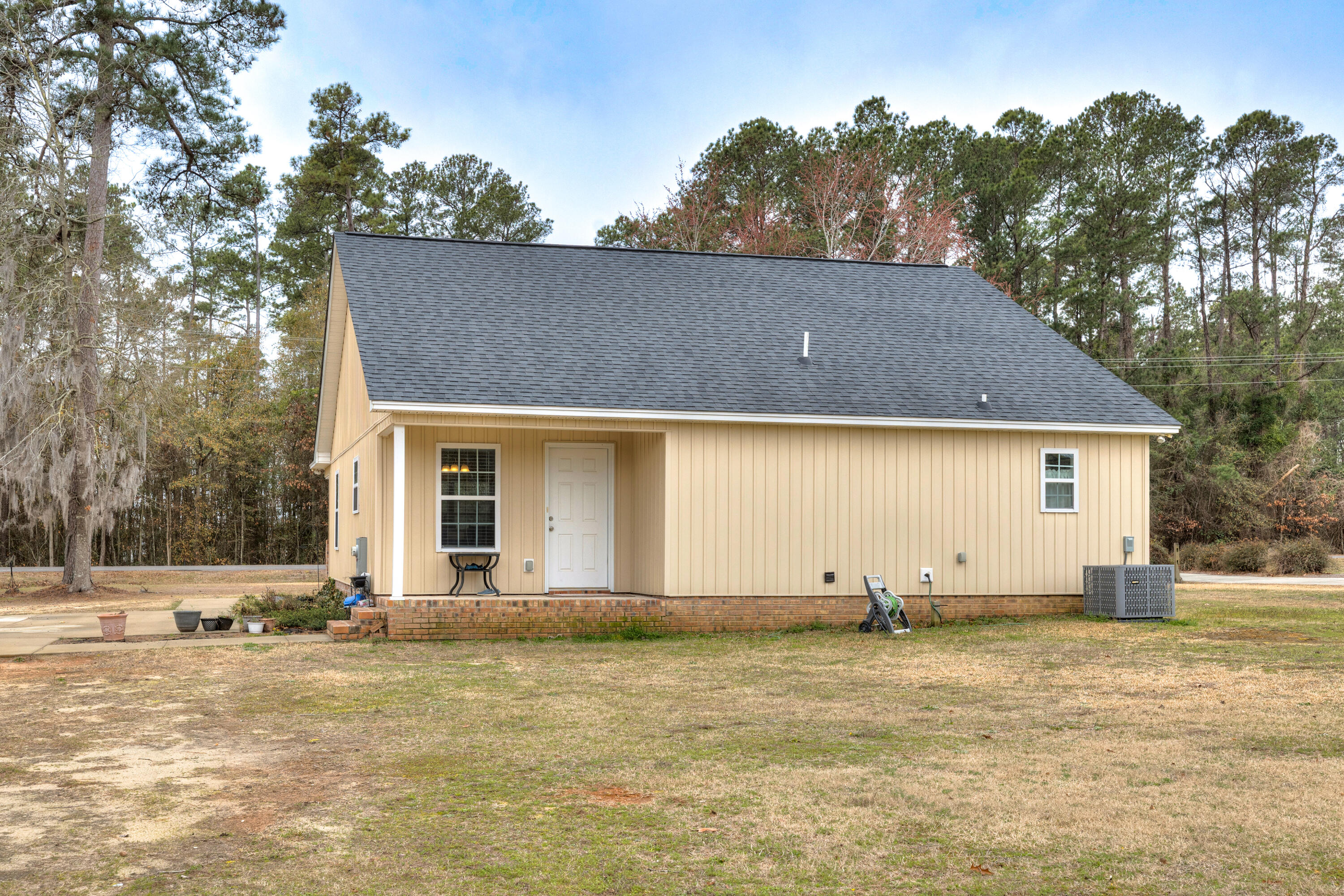 1824 Camp Shelor Road Manning, SC 29102 - Photo 29 of 44 09