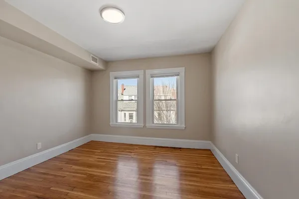 $4,500 | 1590 Cambridge Street, Unit 6, Cambridge, MA 02138