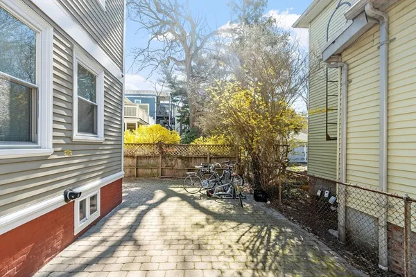 $4,500 | 1590 Cambridge Street, Unit 6, Cambridge, MA 02138
