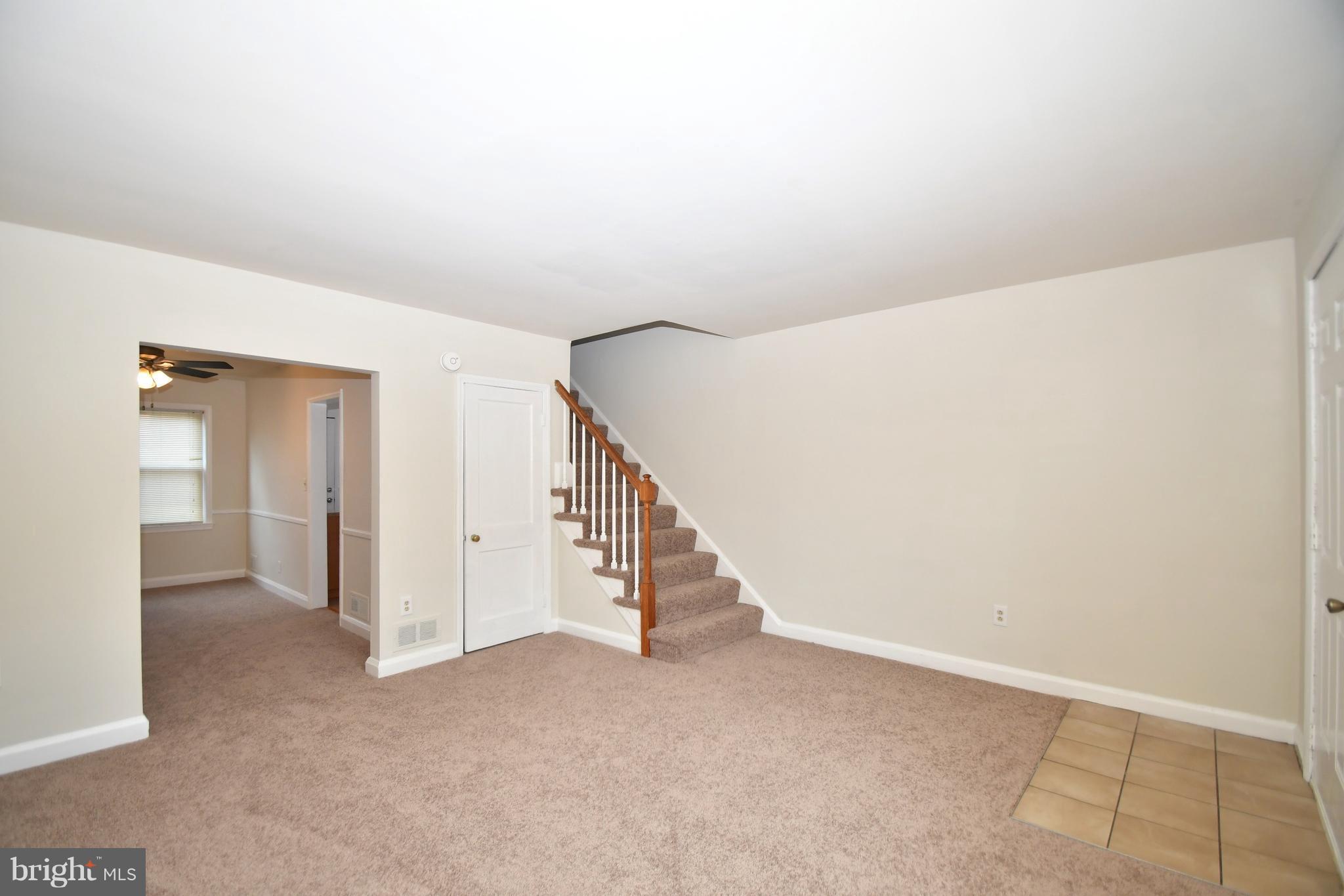 17 South Hawthorne Road Baltimore, MD 21220 - Photo 5 of 30 Living Room