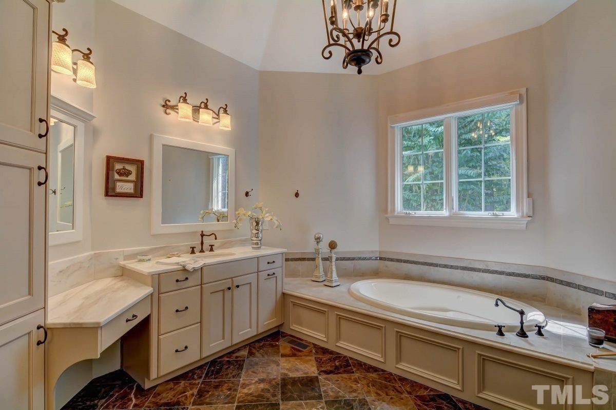 1516 Consett Court Raleigh, NC 27613 - Photo 12 of 25