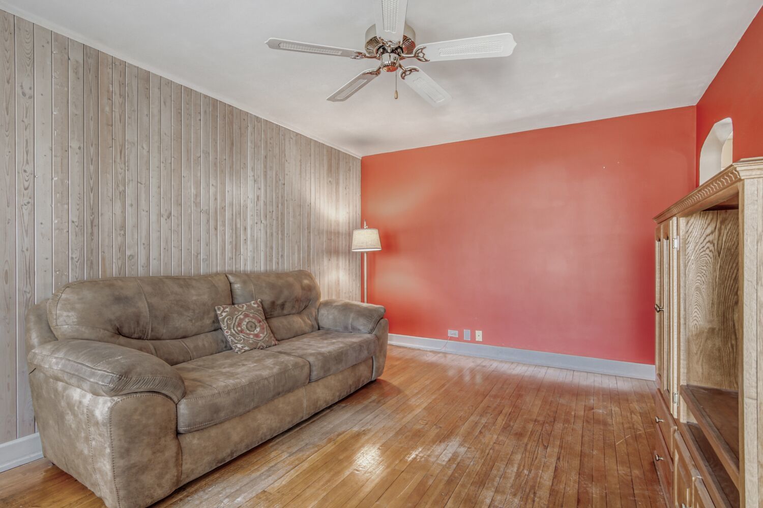 3659 Madison Street Lansing, IL 60438 - Photo 5 of 28 a living room with furniture and a ceiling fan
