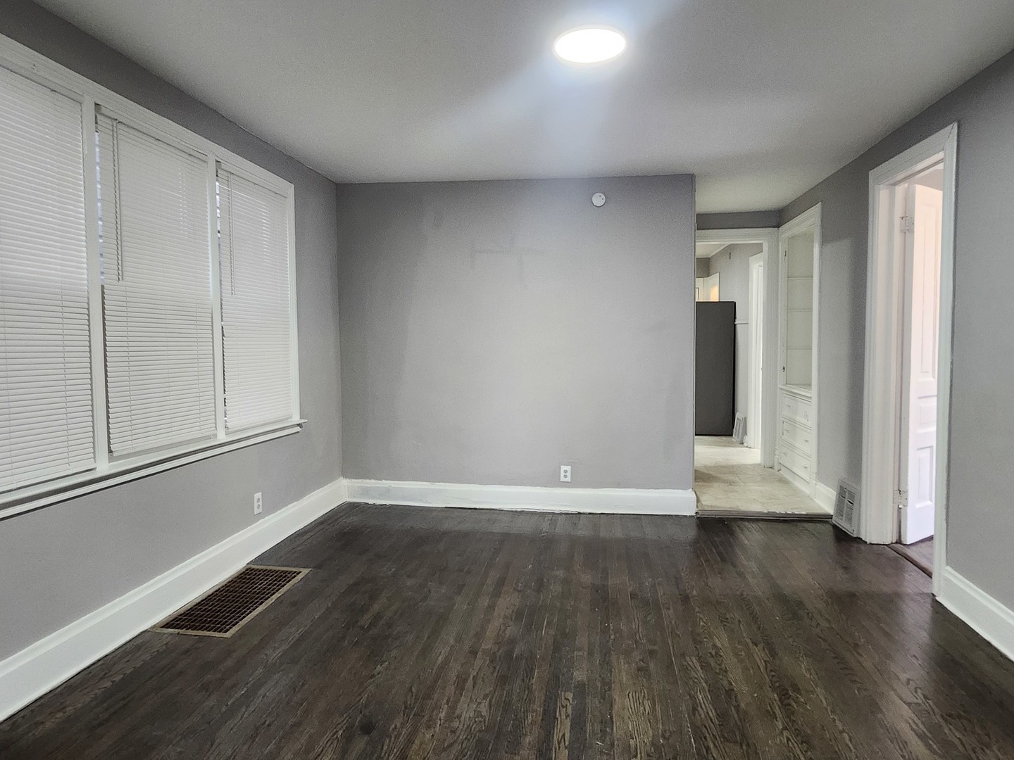 3019 East 80th Street, Unit 1 Chicago, IL 60617 - Photo 5 of 13