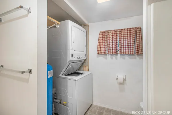 $220,000 | 955 54th Street, Pullman, MI 49450