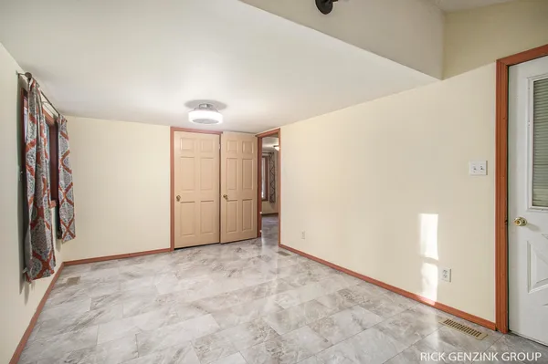 $220,000 | 955 54th Street, Pullman, MI 49450