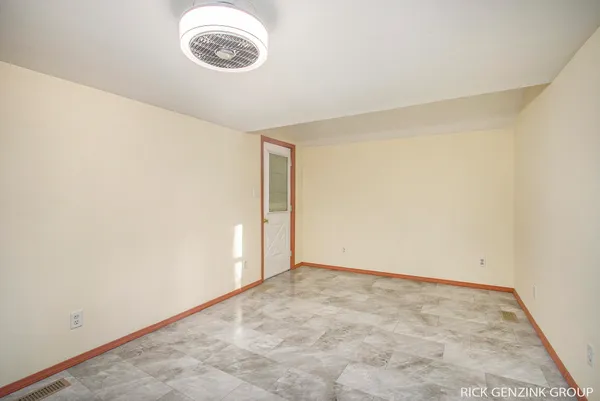 $220,000 | 955 54th Street, Pullman, MI 49450