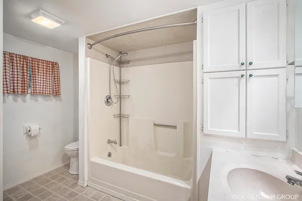 $220,000 | 955 54th Street, Pullman, MI 49450