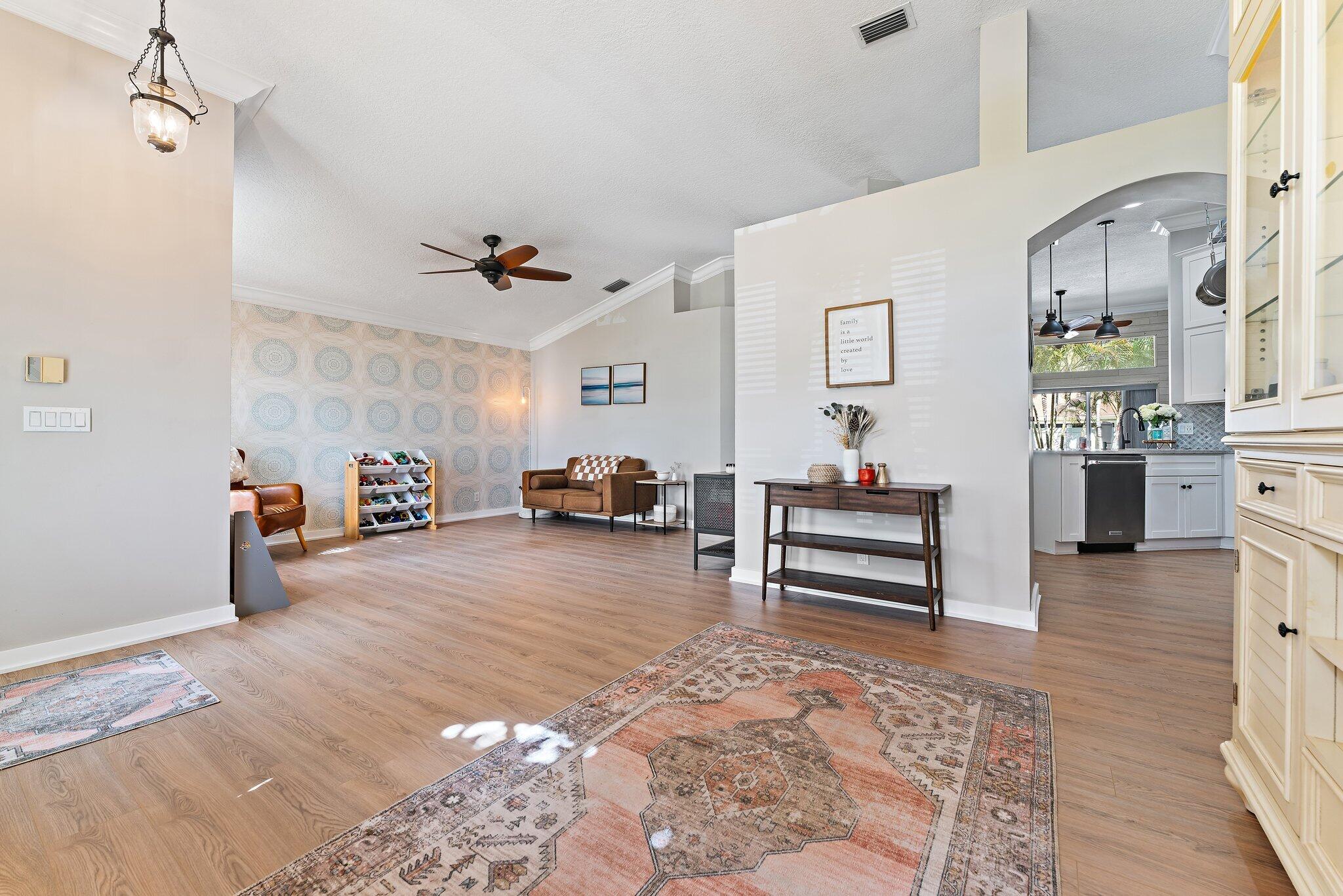 6229 Lucerne Street Jupiter, FL 33458 - Photo 17 of 78 032-6229LucerneSt-Jupiter-SMALL