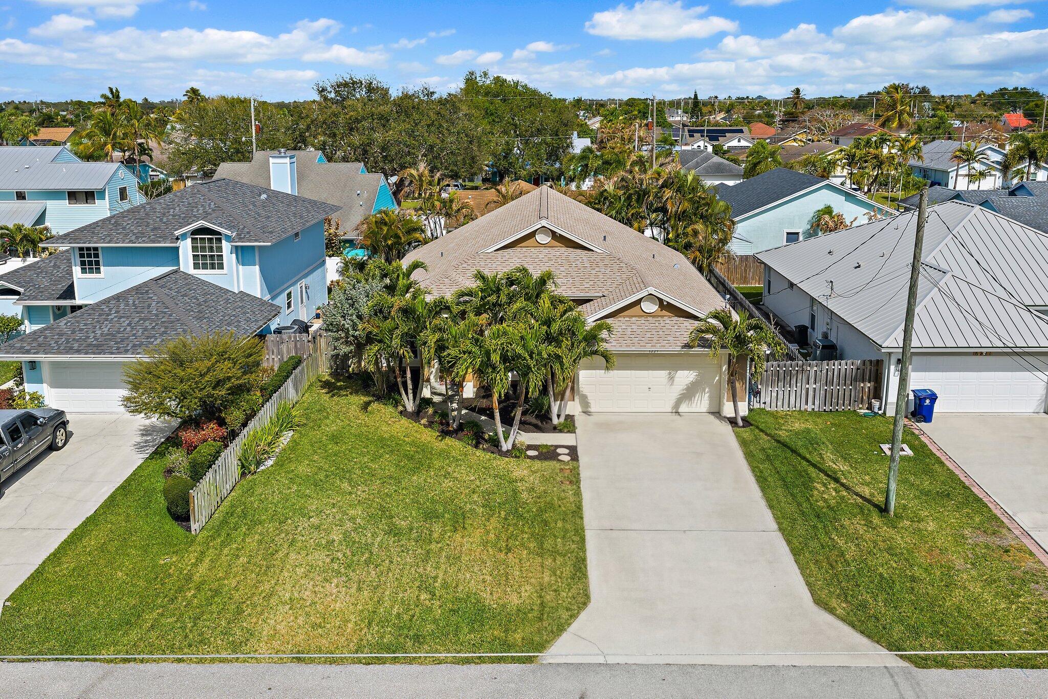 6229 Lucerne Street Jupiter, FL 33458 - Photo 59 of 78 083-6229LucerneSt-Jupiter-SMALL