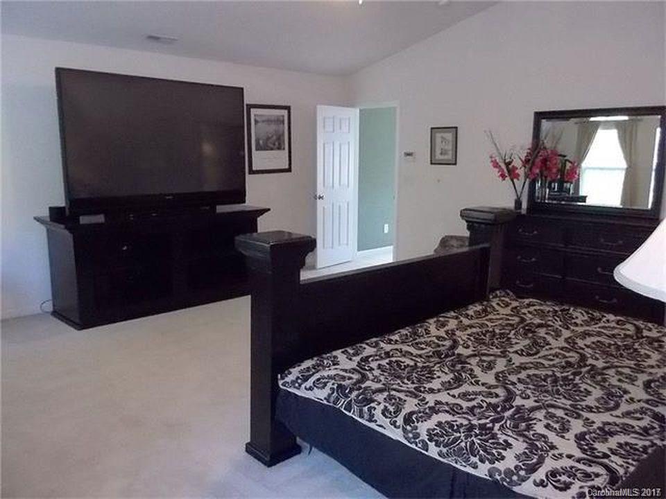 1155 Spicewood Pines Road, Unit 20 Fort Mill, SC 29708 - Photo 7 of 11