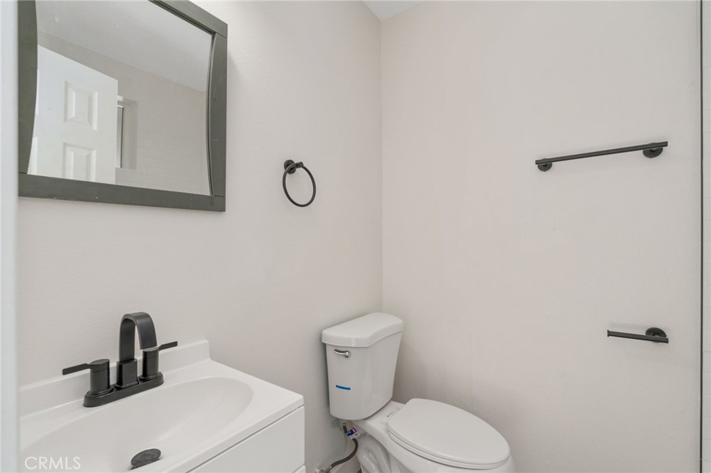 2723 Iris Street Riverside, CA 92507 - Photo 15 of 26