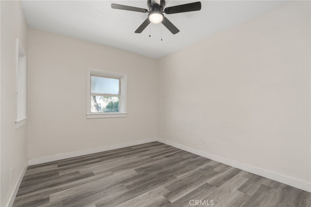 2723 Iris Street Riverside, CA 92507 - Photo 8 of 26