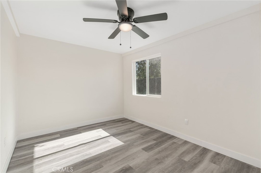 2723 Iris Street Riverside, CA 92507 - Photo 9 of 26