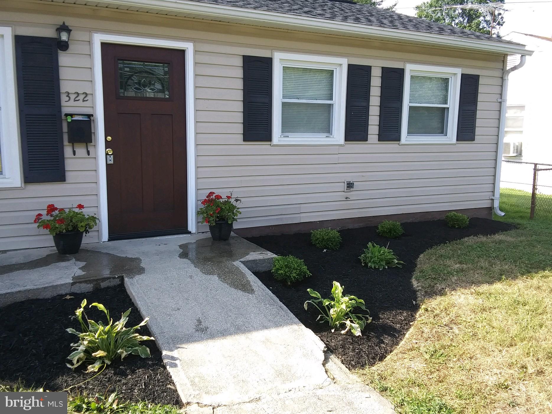 322 Baltimore Street Aberdeen, MD 21001 - Photo 3 of 19 Front