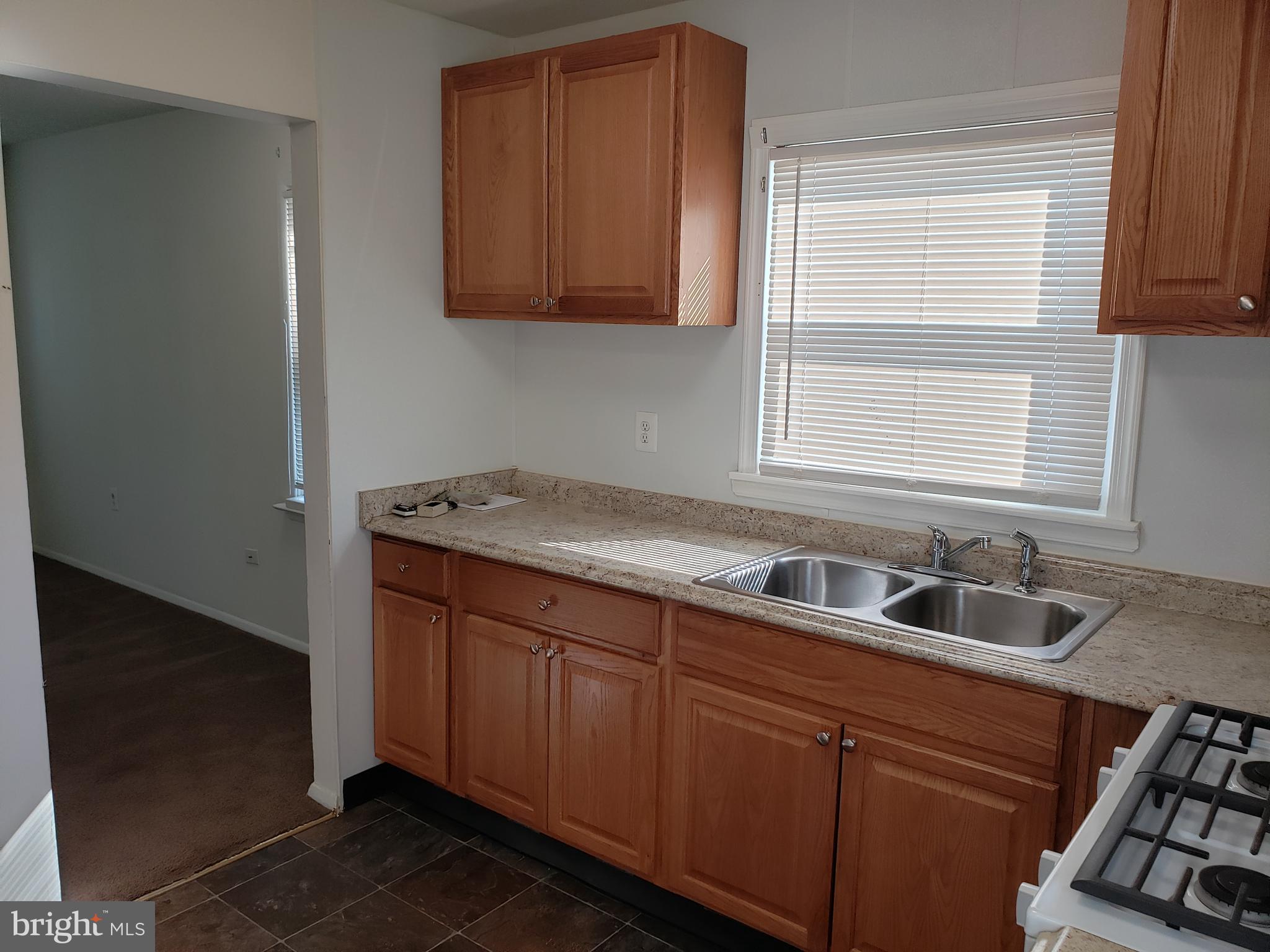 322 Baltimore Street Aberdeen, MD 21001 - Photo 7 of 19 Kitchen