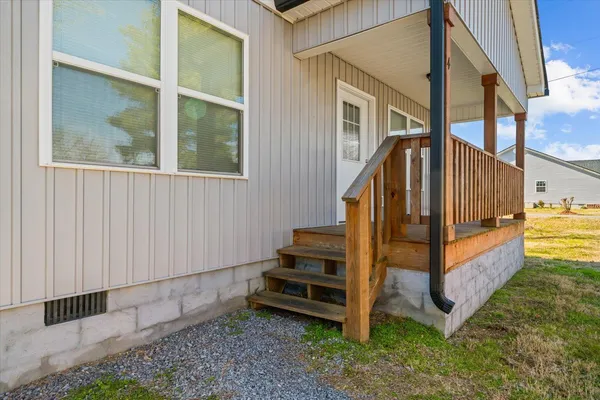 $225,000 | 4 5th Avenue West, Chatsworth, GA 30705