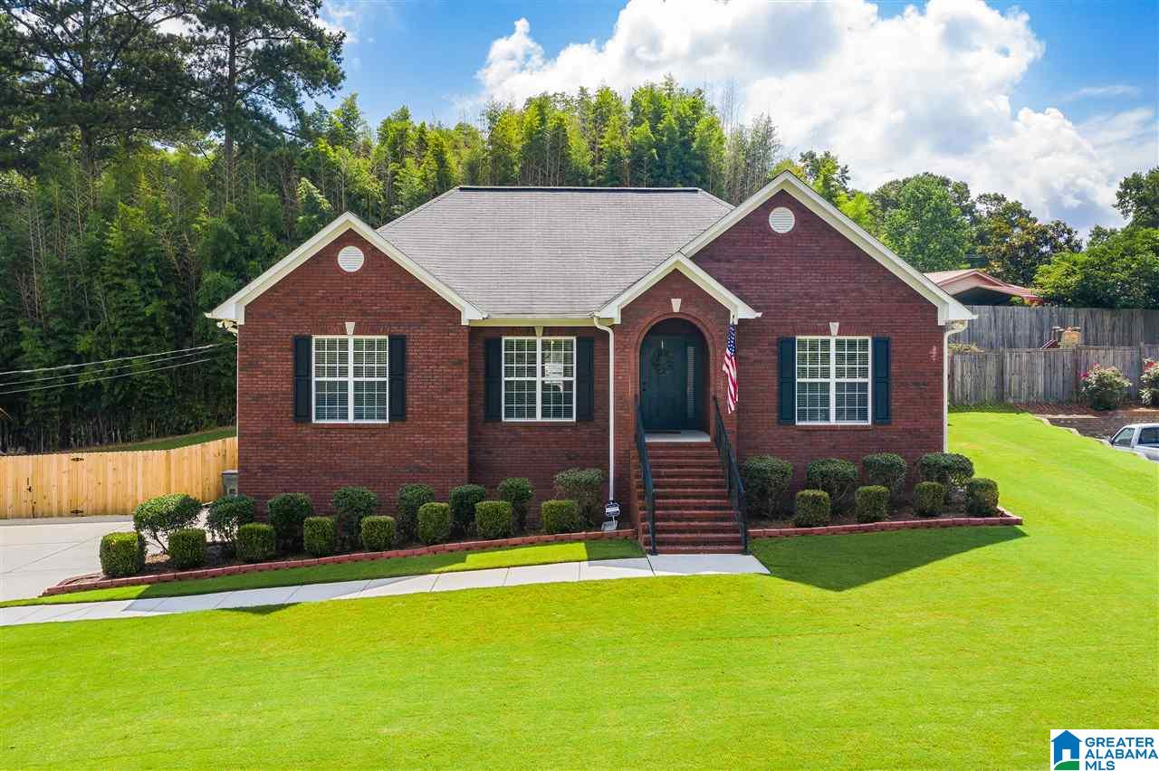 960 Magnolia Road Leeds, AL 35094 - Photo 1 of 33