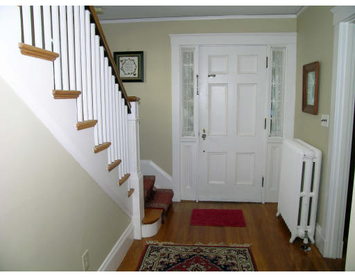 9 Marshall Road Winchester, MA 01890 - Photo 3 of 20