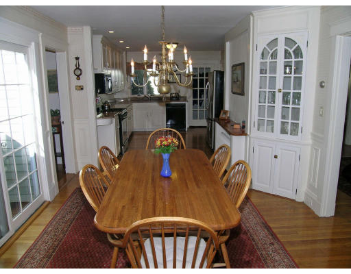9 Marshall Road Winchester, MA 01890 - Photo 6 of 20