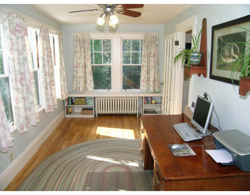 9 Marshall Road Winchester, MA 01890 - Photo 8 of 20
