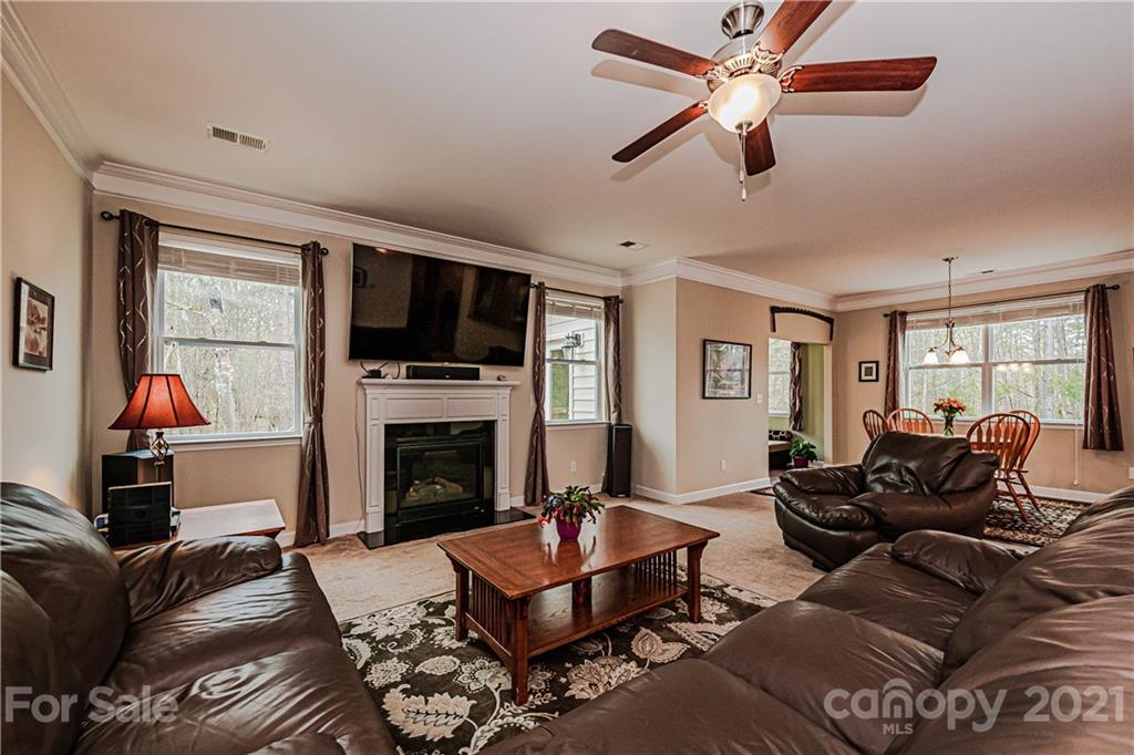11833 Kimberfield Road Matthews, NC 28105 - Photo 16 of 43 Gallery Image 16