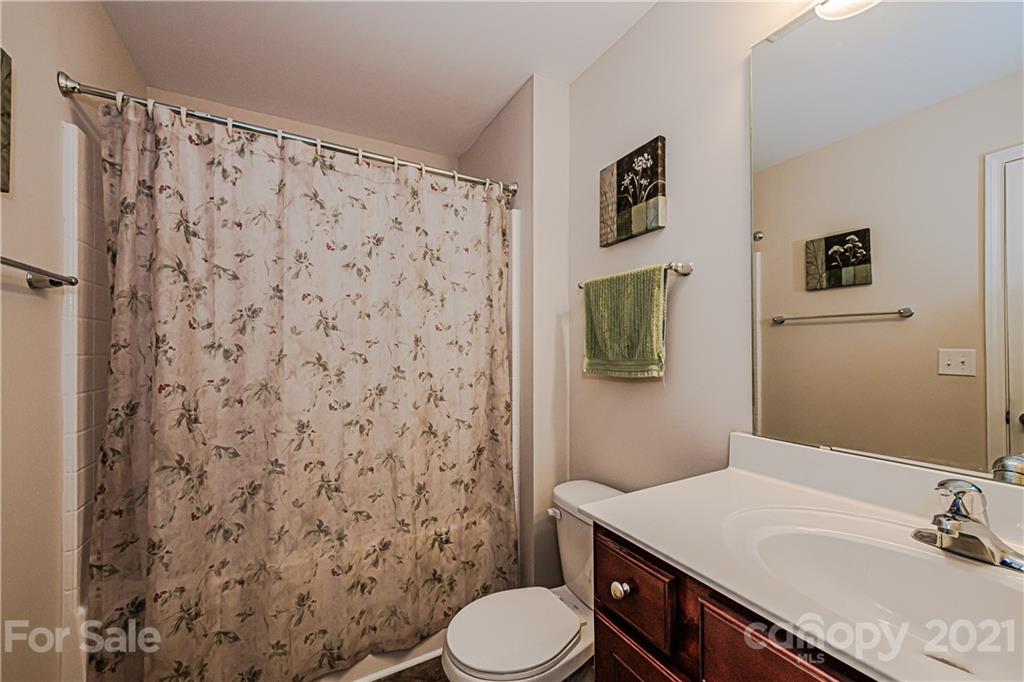 11833 Kimberfield Road Matthews, NC 28105 - Photo 34 of 43 Gallery Image 34