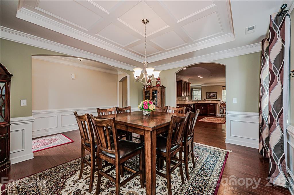 11833 Kimberfield Road Matthews, NC 28105 - Photo 6 of 43 Gallery Image 6