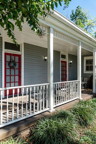 $675,000 | 521 South 11th Street, Nashville, TN 37206