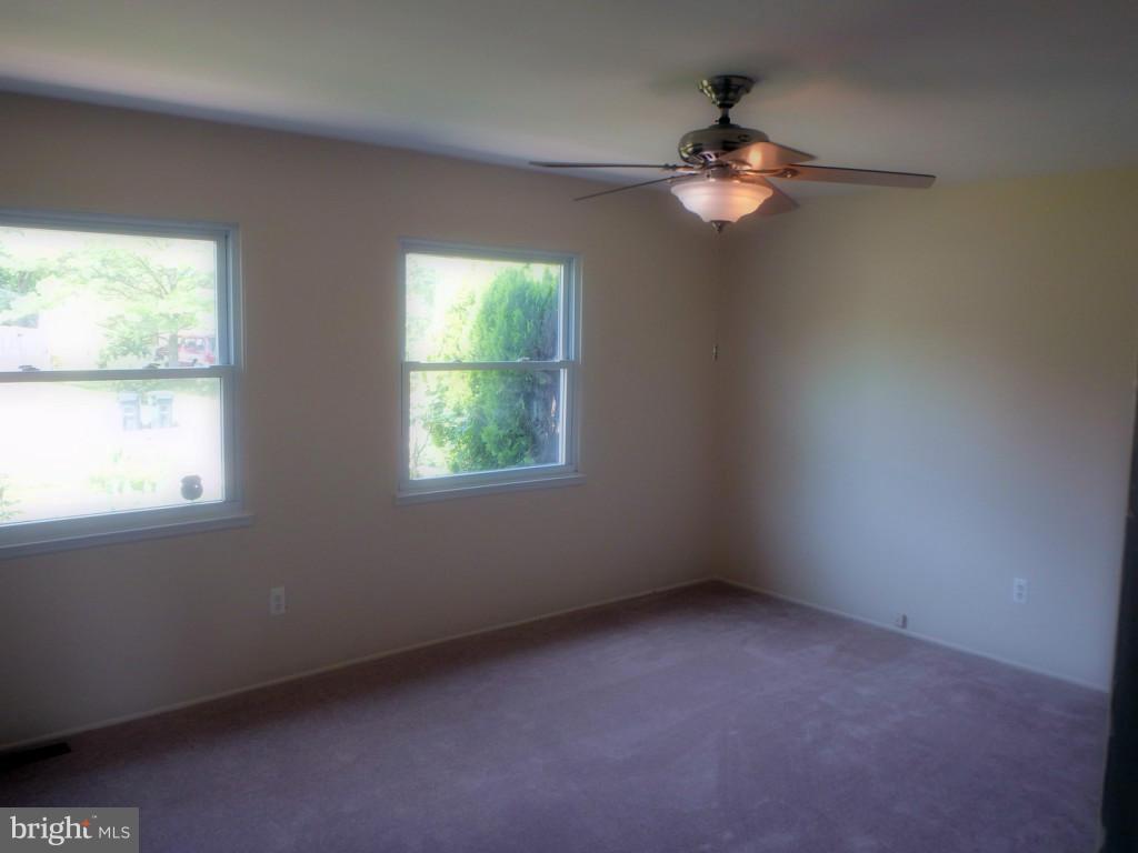 6215 Apache Street Springfield, VA 22150 - Photo 11 of 17 Bedroom
