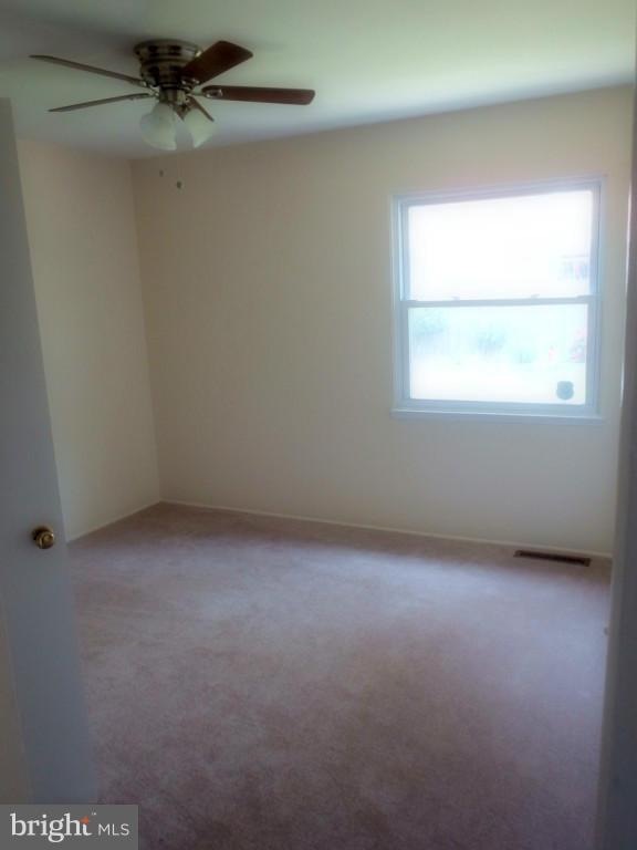 6215 Apache Street Springfield, VA 22150 - Photo 13 of 17 Bedroom