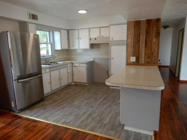 726 Mill Road Loudonville, OH 44842 - Photo 3 of 24 2024-02-27 001 002