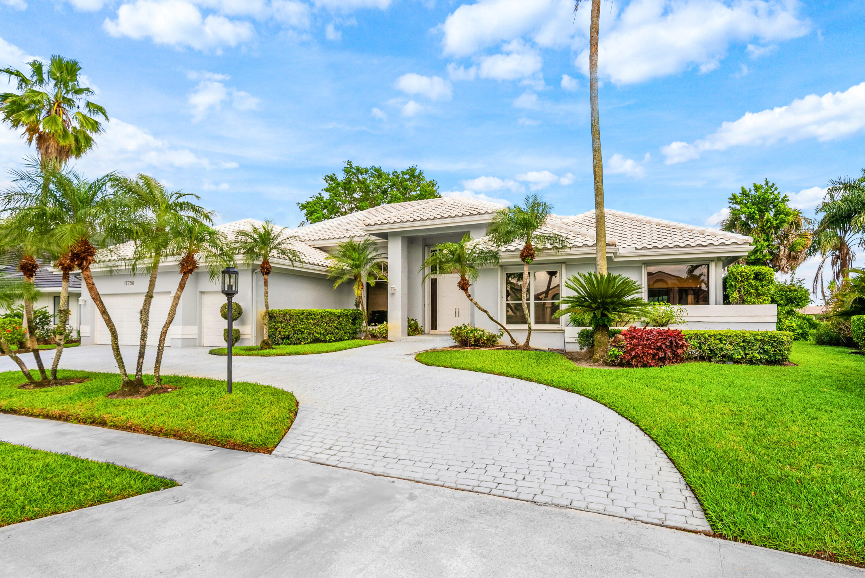 17798 Litten Drive Boca Raton, FL 33498 - Photo 5 of 70 002-17798LittenDrive-BocaRaton-FL-33498-