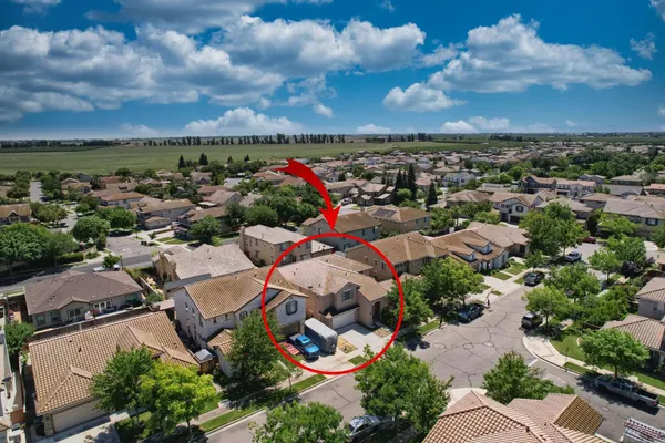 $575,000 | 2153 Saddlebrook Way, Oakdale, CA 95361